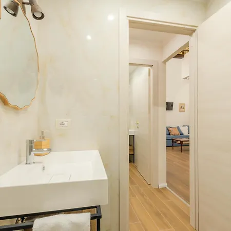 Apartment Piccola - Michelangelo Apt Rome