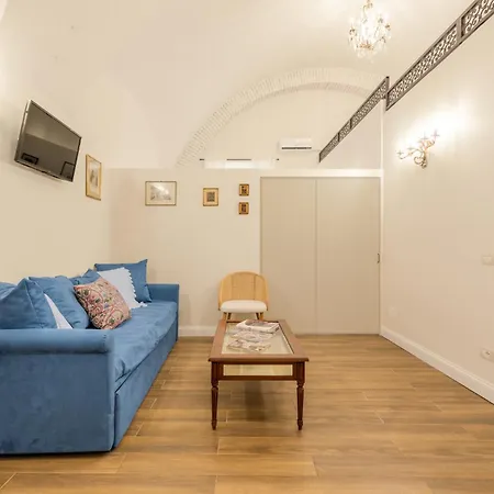 Apartment Piccola - Michelangelo Apt Rome